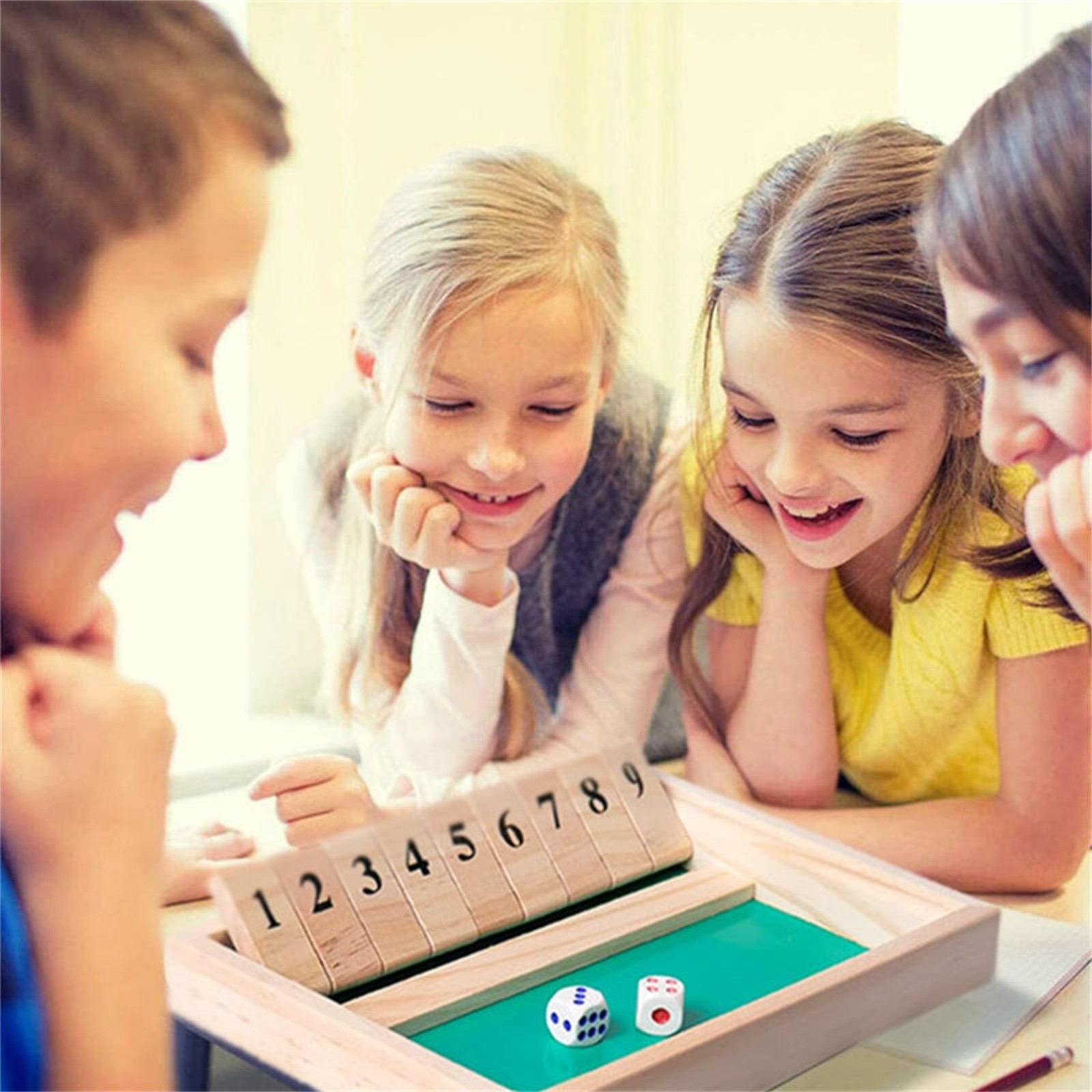 เกมกระดานชัทเดอะบ็อกซ์สี่ด้าน  - Party Games Easter For Family บทวิจารณ์และราคา